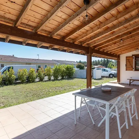 Maison Pour 6 Personnes A *