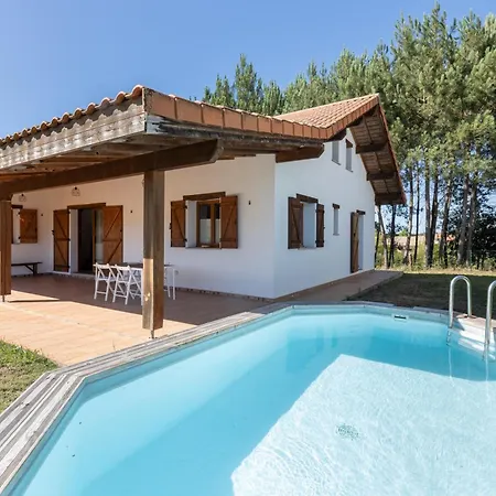 Maison Pour 6 Personnes A Tosse